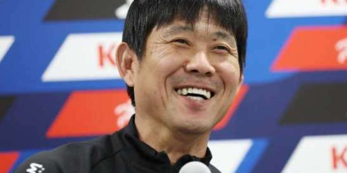 Morihoichi wants to build the strongest Japanese team